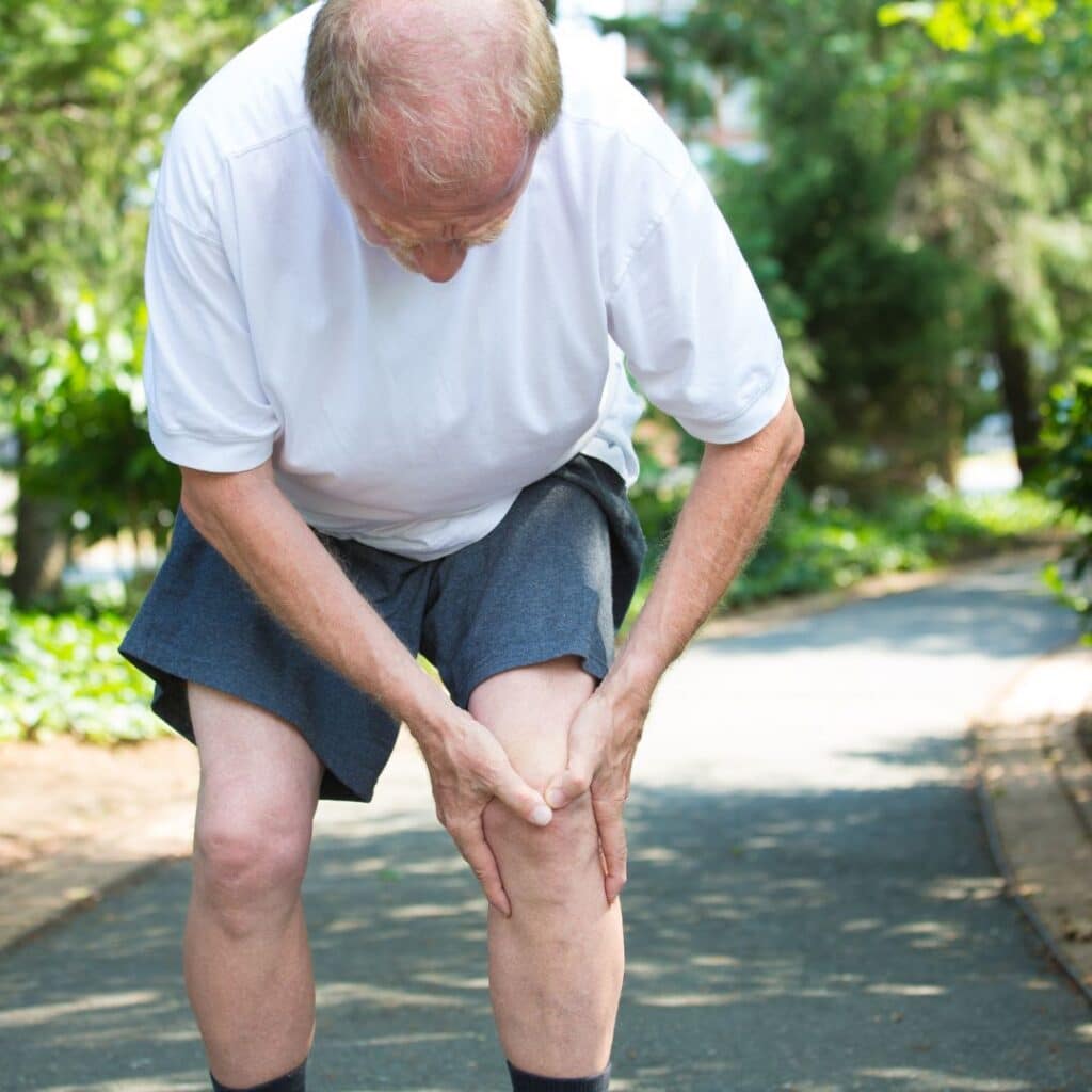 Elderly man With arthritis pain - How To Get Arthritis Pain Relief Without Painkillers